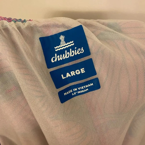 Cubbies Pink Palm Shorts Size Large - Picture 3 of 3